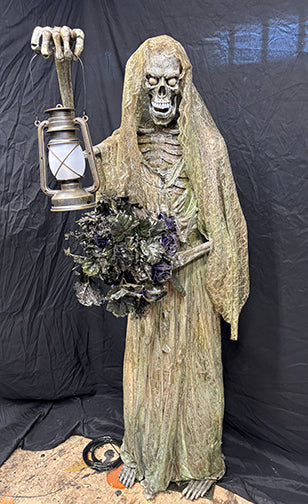 Female Mourner - Static